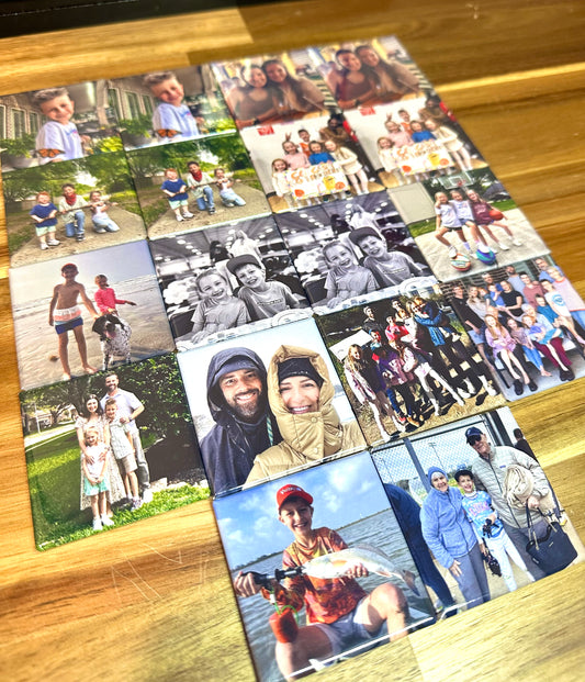 Set of 18 photo magnets